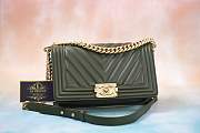 Chanel Le Boy Green Lambskin Bag - 25 x 15 x 9cm - 4