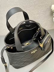 Prada small quilted leather tote bag - 6