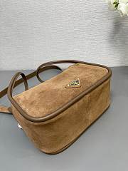 Prada brown suede brown bag - 25*18*10.5CM - 4