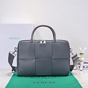 Bottega Veneta Arco Briefcase - 36*24*7.5cm - 5