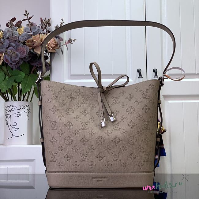 Louis Vuitton Flore Mahina Bag in 2 colors - 28 x 27 x 10cm  - 1