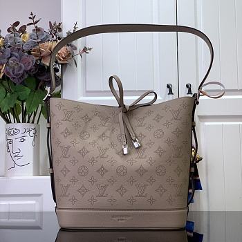 Louis Vuitton Flore Mahina Bag in 2 colors - 28 x 27 x 10cm 