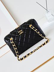 Chanel Shoulder Bag in 3 colors - 2