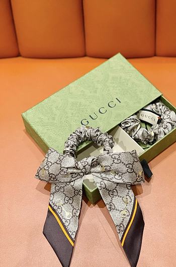 Gucci Silk GG Scrunchies Set 