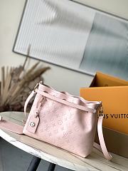 Louis Vuitton Bundle Bag in 3 colors - 28 × 20 × 11 cm - 3