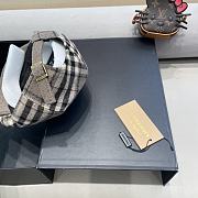 Burberry Beret Hat - 4