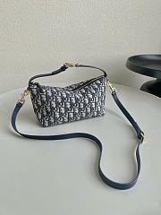 Dior Medium Nomad Pouch Blue Oblique Jacquard - 5