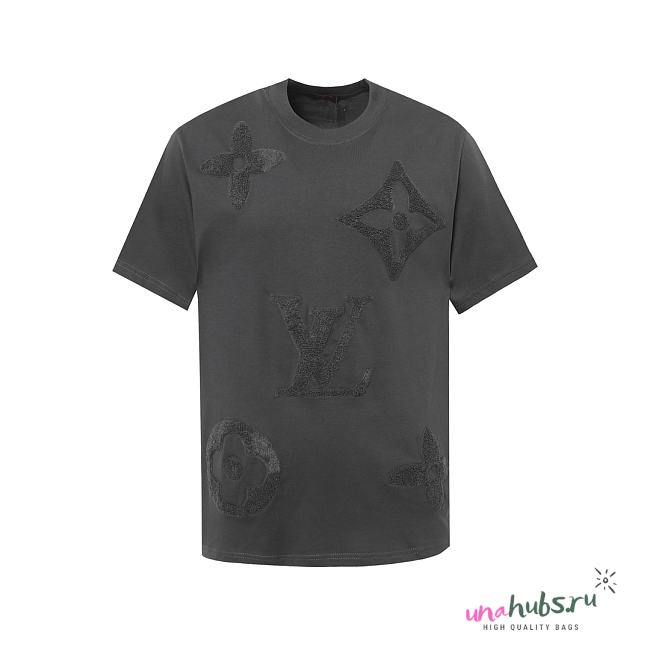 Louis Vuitton Monogram T-Shirt - 1