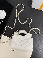 Chanel Clutch With Chain White  - 5