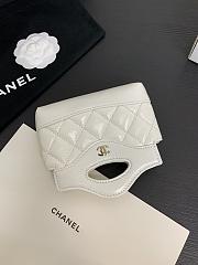 Chanel Clutch With Chain White  - 2