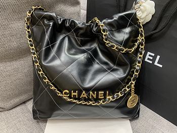  	 Chanel 22 Tote Black Shiny Calfskin & Gold-Tone Metal - 39 × 42 × 8 cm