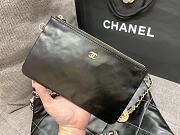  	 Chanel 22 Tote Black Shiny Calfskin & Gold-Tone Metal - 39 × 42 × 8 cm - 5