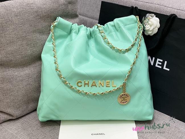 Chanel 22 Tote Green Mint Shiny Calfskin & Gold-Tone Metal - 39 × 42 × 8 cm - 1