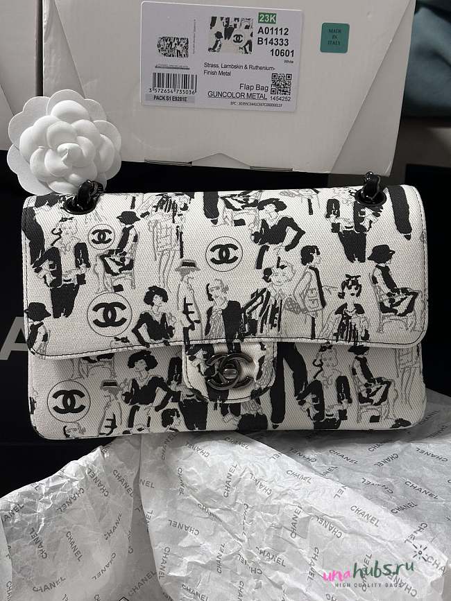 Chanel Flapp Bag Sketch Printed Canvas Bag 25cm - 1