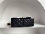 	 Chanel Vintage Flap Bag Caviar Leather in Black 25x20x9cm - 4