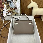 	 Hermes Mini Kelly Epsom Leather Taupe With White Strap 19cm - 4