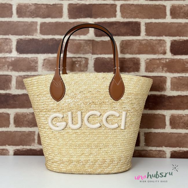 Gucci Medium straw tote with Gucci patch - 1