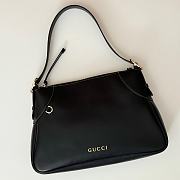 Gucci Black Leather Emblem small shoulder bag - 36x23.5x7.5CM - 1