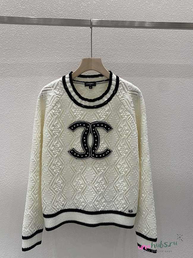 Chanel Cashmere Sweater 02 - 1