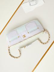 Chanel Large Waist Bag 19-45-9cm - 4