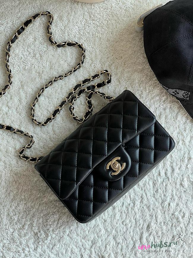 Chanel Classic Flap Bag Black 20cm - 1