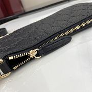 Gucci Black Emblem Mini Handbag 23*12*2cm - 3