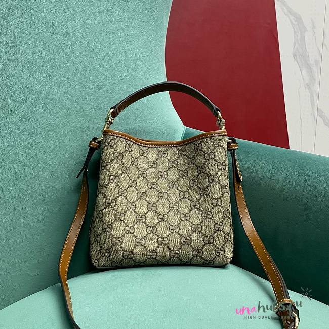 Gucci GG Emblem mini bucket bag - 1