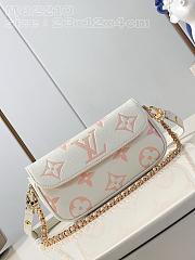 Louis Vuitton Ivy Chain Wallet Bicolor 23.5x12x.3cm - 2