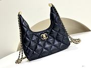 Chanel Black Shoulder Bag - 4