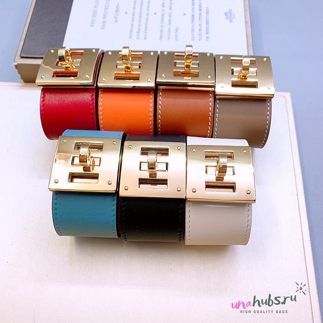 	 Hermes Kelly Dog bracelet box leather - 1