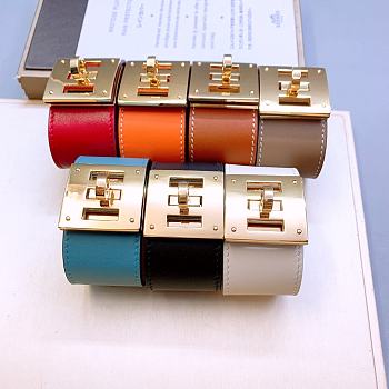 	 Hermes Kelly Dog bracelet box leather