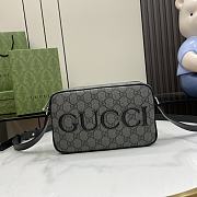 Gucci mini shoulder bag in grey and black GG Supreme 14x23.5x6cm - 2