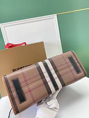 Burberry Freya Medium Tote Bag 40 x 16x 30cm - 4