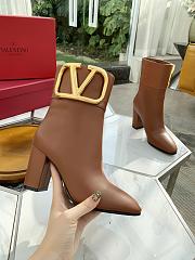 Valentino  Garavani Vlogo Pointed Boots - 1