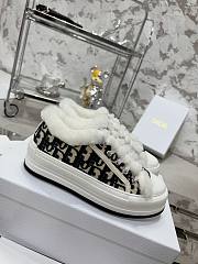 Dior Walk'N'Dior Platform Sneaker Oblique Embroidered Cotton And White Shearling - 3