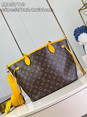 Louis Vuitton Neverfull Bandoulière Inside Out Yellow 28 x 14 x 31cm - 1