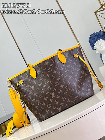 Louis Vuitton Neverfull Bandoulière Inside Out Yellow 28 x 14 x 31cm