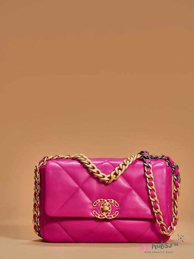 Chanel 19 Flap Bag Pink Small 26cm - 1