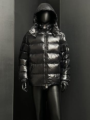 Moncler Maire Short Down Jacket