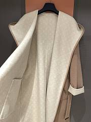 Louis Vuitton Double-sided Beige Jacket - 2