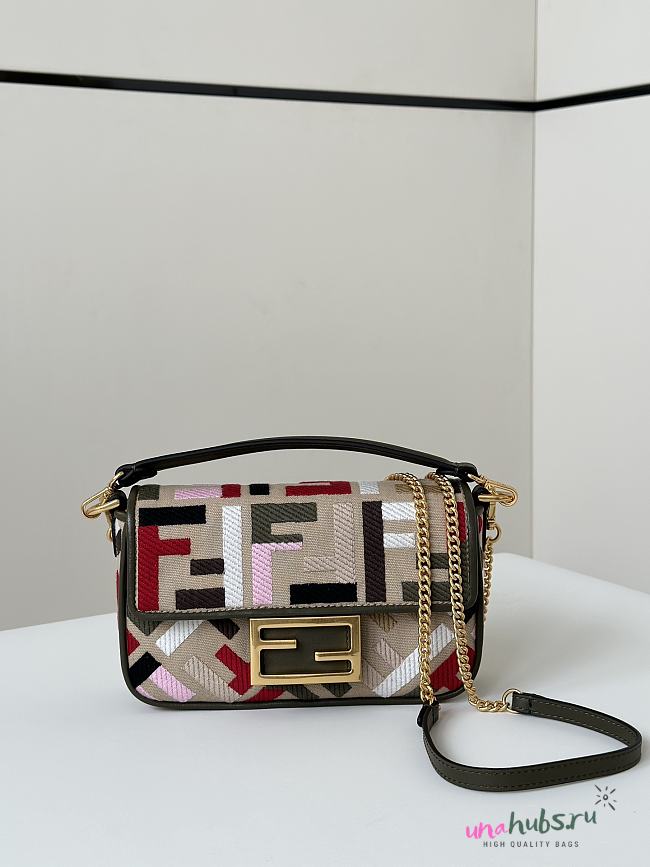 Fendi Baguette Small Bag Multicolor 19.5/5/11cm - 1