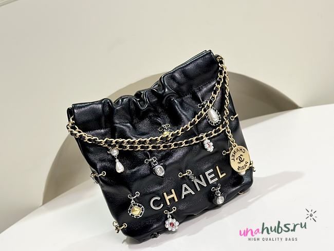 Chanel 22 Handbag Tote - 1