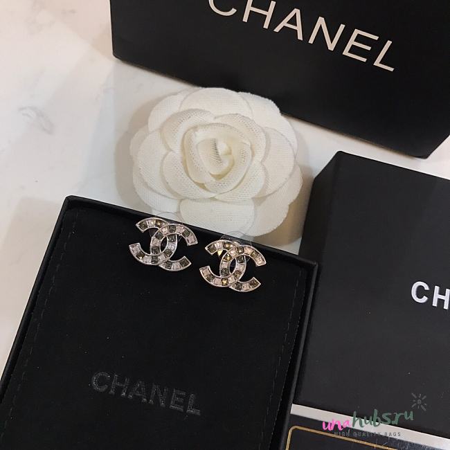 Chanel Earrings 03 - 1