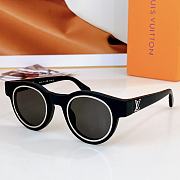 Louis Vuitton Legacy Round Sunglasses - 6