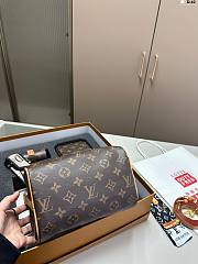 	 Louis Vuitotn Set Speedy Monogram Bag - 2