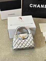 Chanel Kelly Silver Handbag 20x14cm - 2