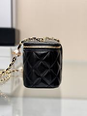 Chanel Vanity Black Lambskin Bag - 10-17-8cm - 5