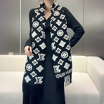 Louis Vuitton LV 3D Scarf Black 34*220CM