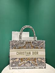 Dior Medium Book Tote Embroidery Gold-Tone Around the World Motif - 36 x 27.5 x 16.5 cm - 1