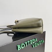 Bottega Veneta silky calf leather with signature knot green - 25*22*10.5cm - 4